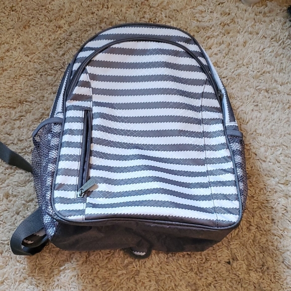 commuter backpack thirty one